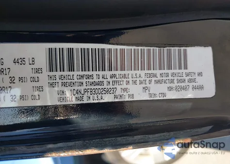 2013 Jeep Patriot Latitude z USA, uszkodzony, nr VIN 1C4NJPFB3DD250237